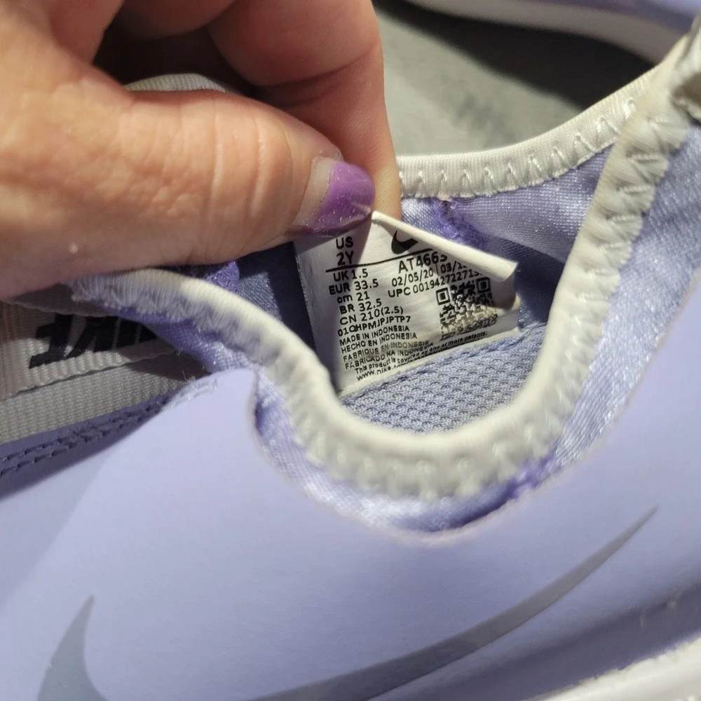 Nike Flex Runner Kids Unisex Size 2Y Lilac Purple Slip On Sneakers AT4665-501